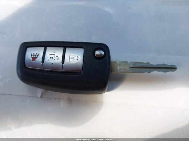 Nissan 2016 2016 JN8AT2MT2GW022363 Image 11