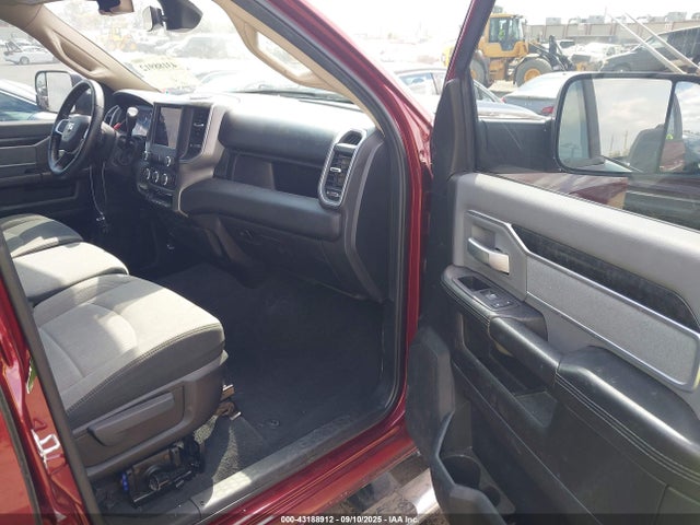 3C6UR4DL7KG631904 RAM 2019