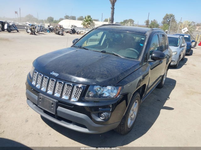 Jeep Compass 2016 1C4NJCEA3GD773795 Image 2