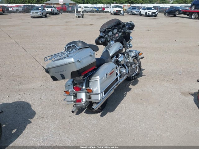 2003 HARLEY-DAVIDSON FLHTCI 1HD1FFW483Y600396 Photo 3