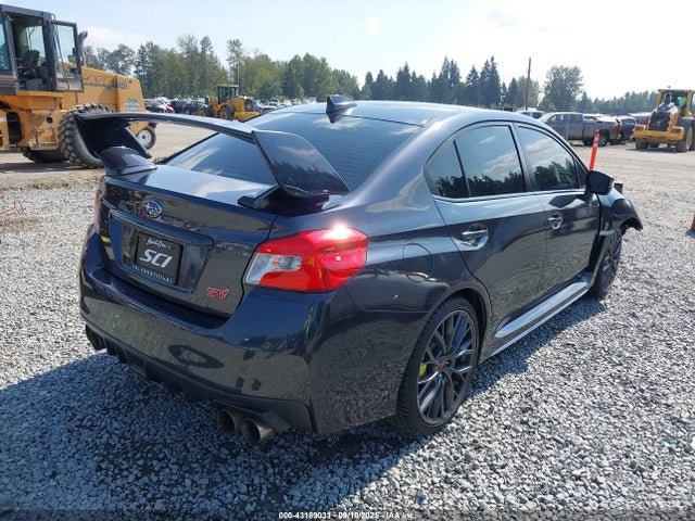 Subaru 2018 2018 JF1VA2M66J9812113 Image 4