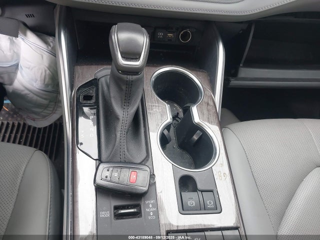 5TDYARAH8MS005877 Toyota a25a-fxs, 5nm
