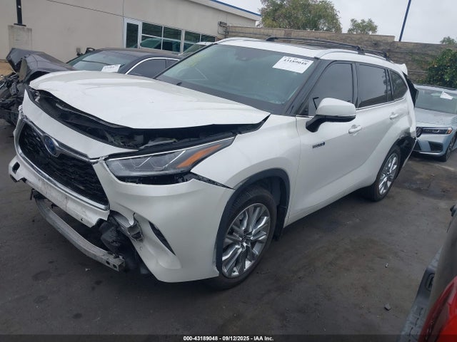 5TDYARAH8MS005877 Toyota a25a-fxs, 5nm