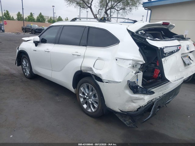 5TDYARAH8MS005877 Toyota a25a-fxs, 5nm