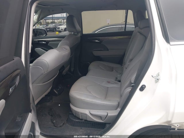 5TDYARAH8MS005877 Toyota a25a-fxs, 5nm