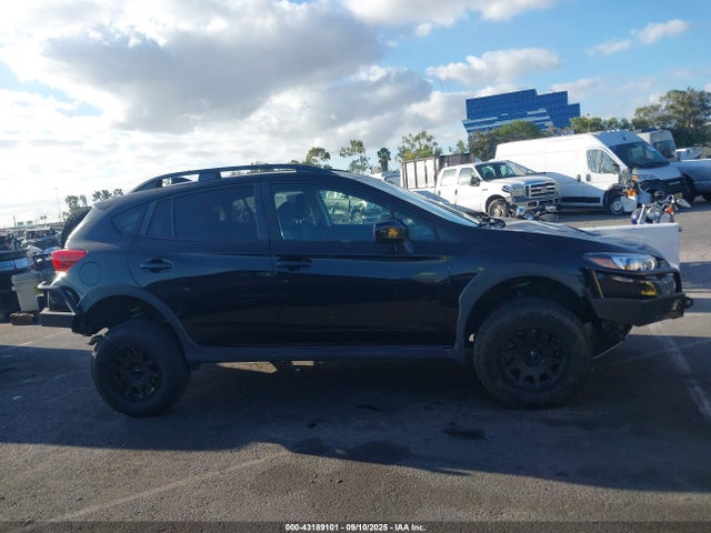 Subaru naturally aspirated 2018 JF2GTABC1J8324839 Image 13