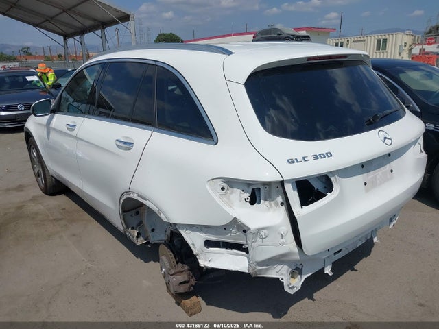 WDC0G4JB7KV161349 Mercedes-Benz m274
