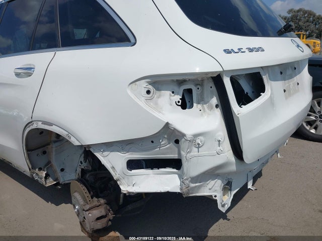 WDC0G4JB7KV161349 Mercedes-Benz m274