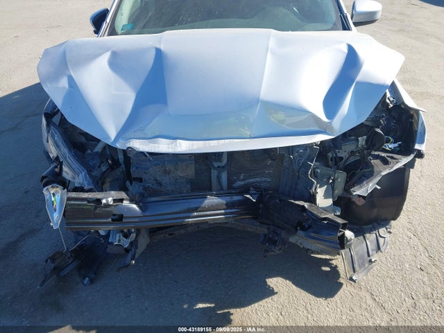 3N1AB7AP8JY253810 Nissan 2018