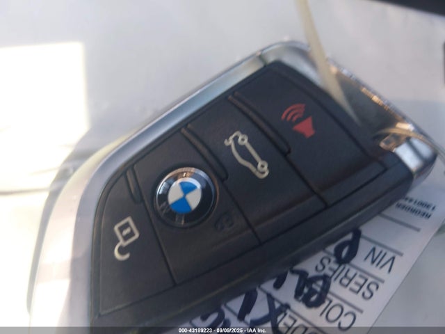 WBXHT3Z31G4A50276 BMW X1