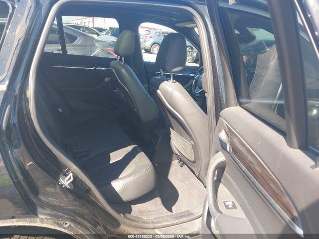 WBXHT3Z31G4A50276 BMW X1