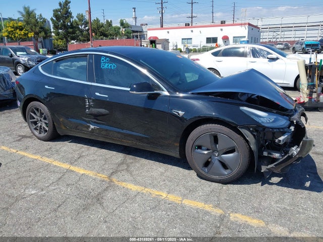 2018 TESLA MODEL 3 5YJ3E1EA0JF155267 Photo 0
