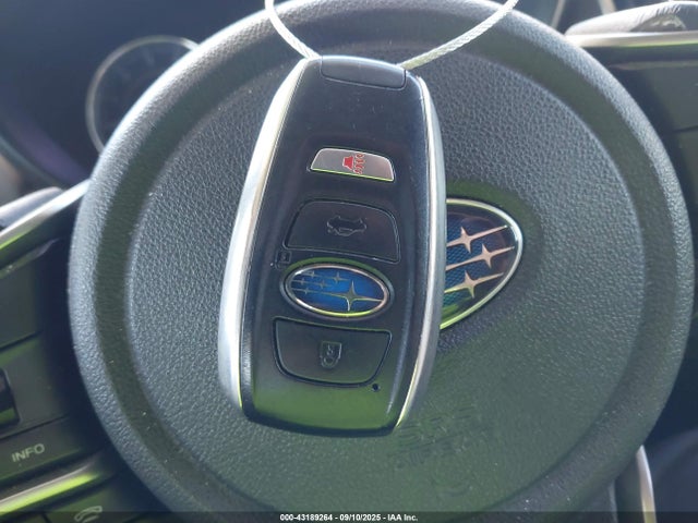 4S3GTAT66J3747954 Subaru 2018
