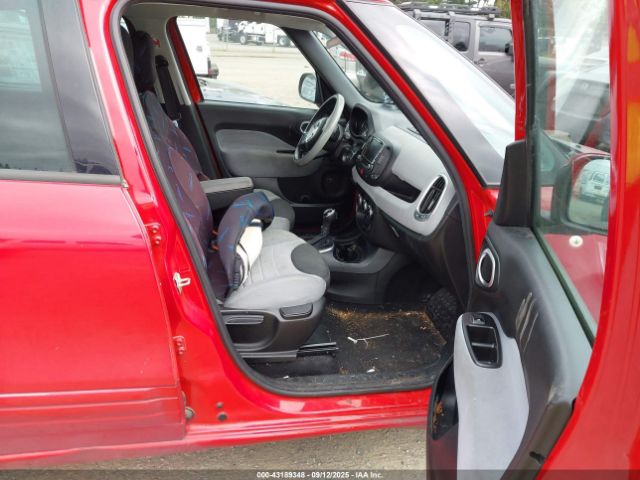 2014 FIAT 500L ZFBCFABH2EZ024133 Photo 4