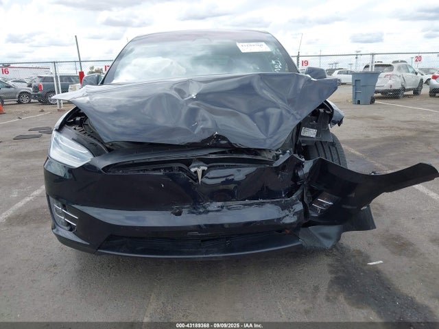 2018 TESLA MODEL X 5YJXCBE20JF091575 Photo 5