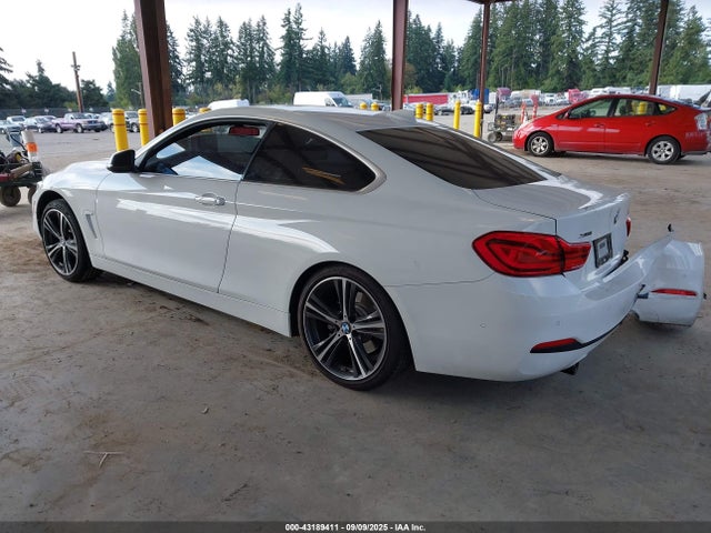 WBA4W9C58KAG89858 BMW 440I