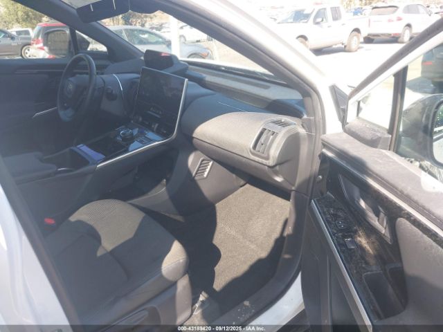 2024 TOYOTA BZ4X JTMABACA1RA087164 Photo 4