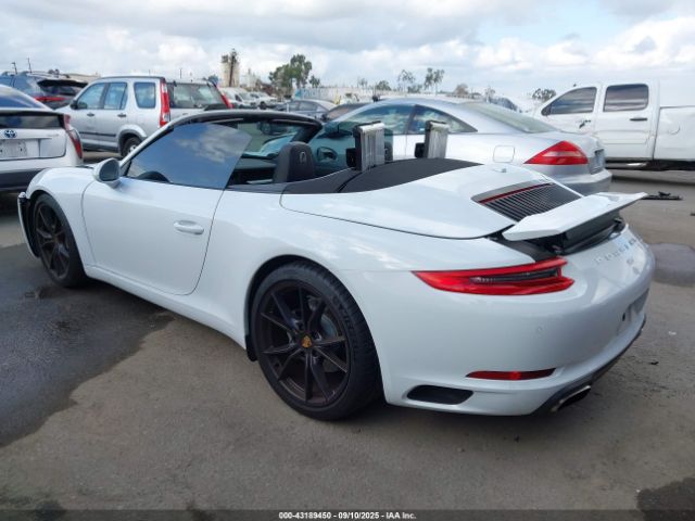 2017 PORSCHE 911 WP0CA2A93HS141566 Photo 2