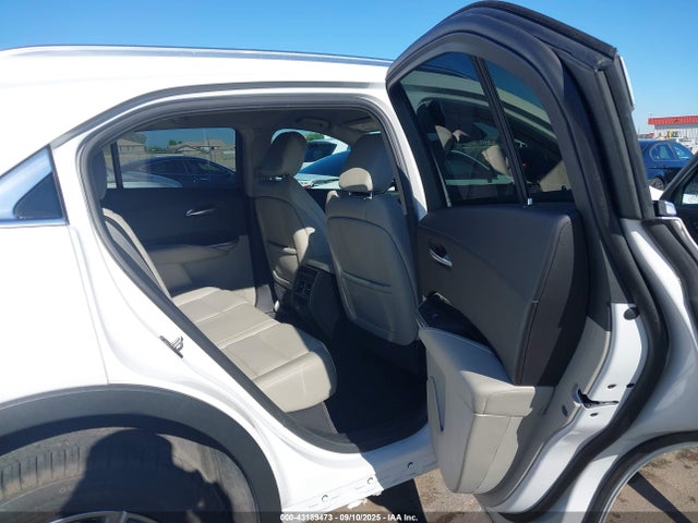 2022 CADILLAC XT4 1GYFZCR49NF113659 Photo 7