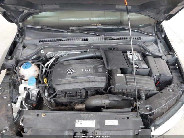 3VWD17AJ0EM385222 Volkswagen 2014
