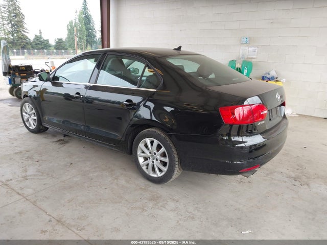 3VWD17AJ0EM385222 Volkswagen 2014