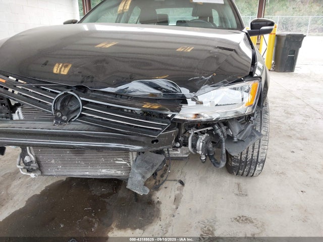 3VWD17AJ0EM385222 Volkswagen 2014