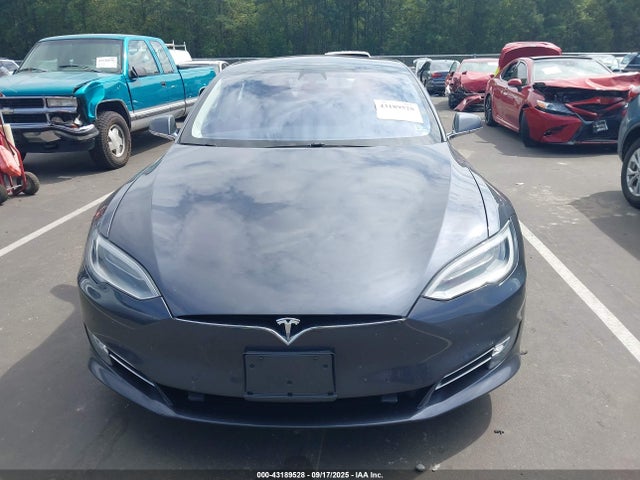 Tesla 2017 2017 5YJSA1E26HF209326 Image 11