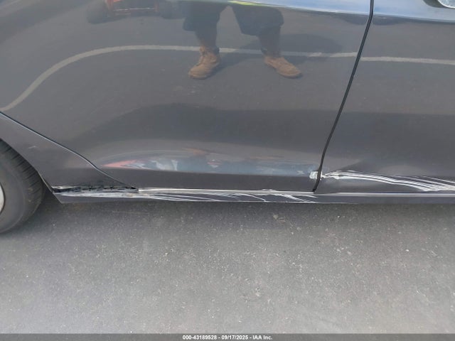Tesla 2017 2017 5YJSA1E26HF209326 Image 18