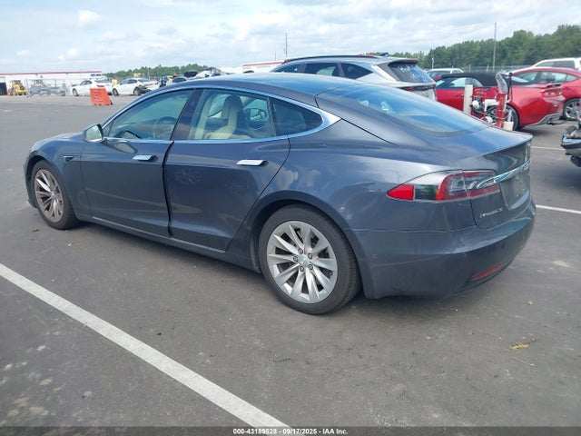 Tesla 2017 2017 5YJSA1E26HF209326 Image 3