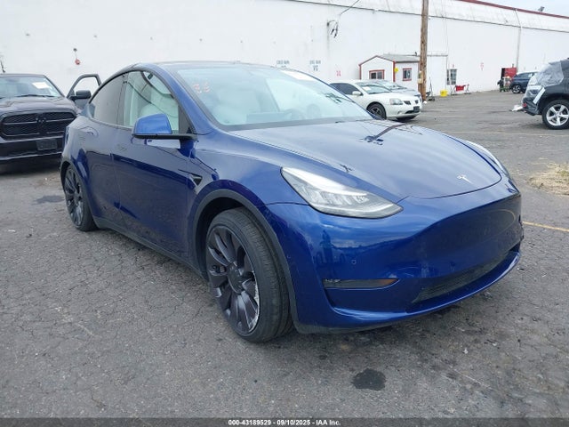 2020 TESLA MODEL Y 5YJYGDEF6LF057036 Photo 0