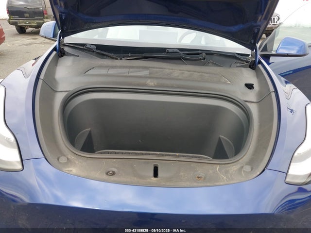 2020 TESLA MODEL Y 5YJYGDEF6LF057036 Photo 9