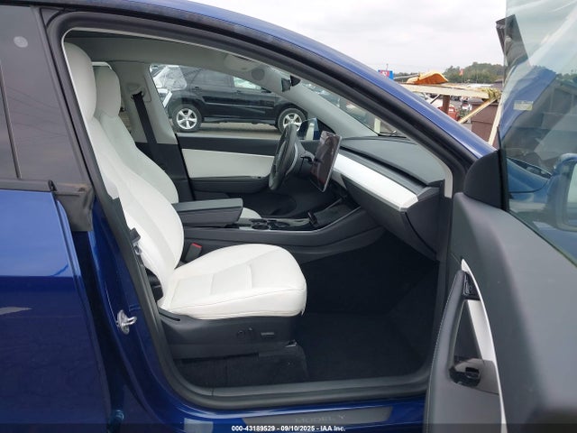 2020 TESLA MODEL Y 5YJYGDEF6LF057036 Photo 4