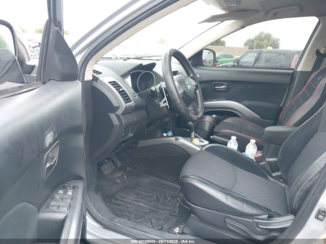 2013 MITSUBISHI OUTLANDER JA4AS3AW0DU003802 Photo 4