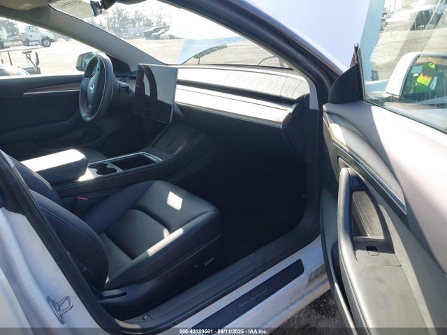 2023 TESLA MODEL 3 5YJ3E1EB7PF416508 Photo 4