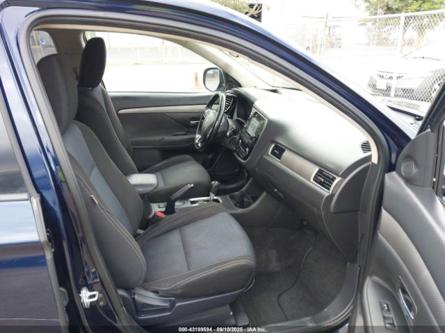 2016 MITSUBISHI OUTLANDER JA4AD3A30GZ029968 Photo 4