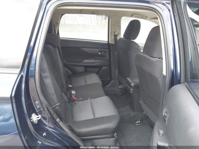 2016 MITSUBISHI OUTLANDER JA4AD3A30GZ029968 Photo 7