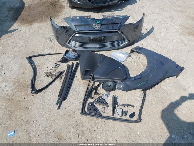 3MYDLBZV6GY111575 Scion p5v