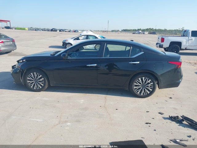 Nissan 2023 2023 1N4BL4DV7PN347194 Image 14