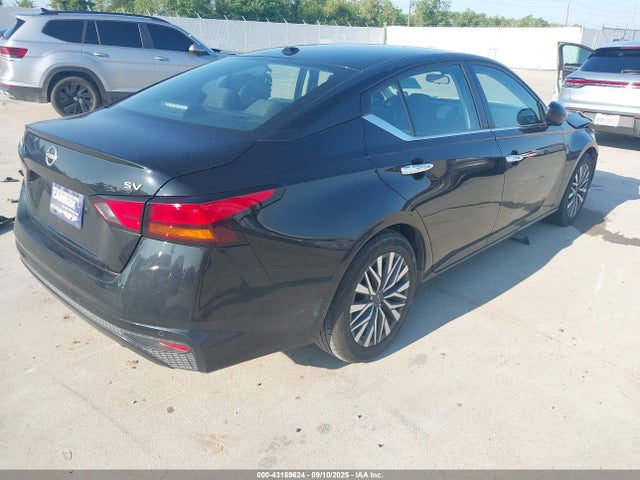 Nissan 2023 2023 1N4BL4DV7PN347194 Image 4
