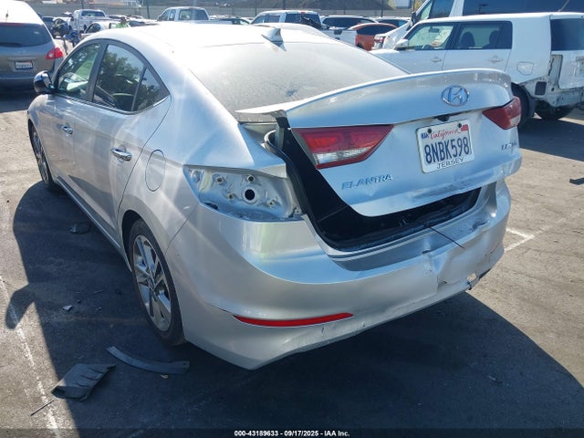 5NPD84LF3HH055882 Hyundai Elantra