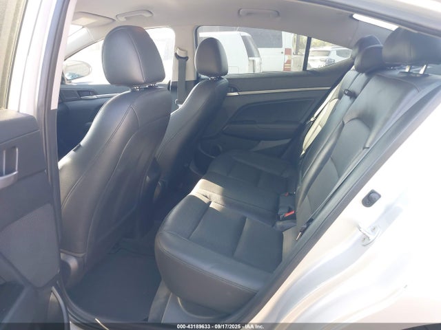 5NPD84LF3HH055882 Hyundai Elantra