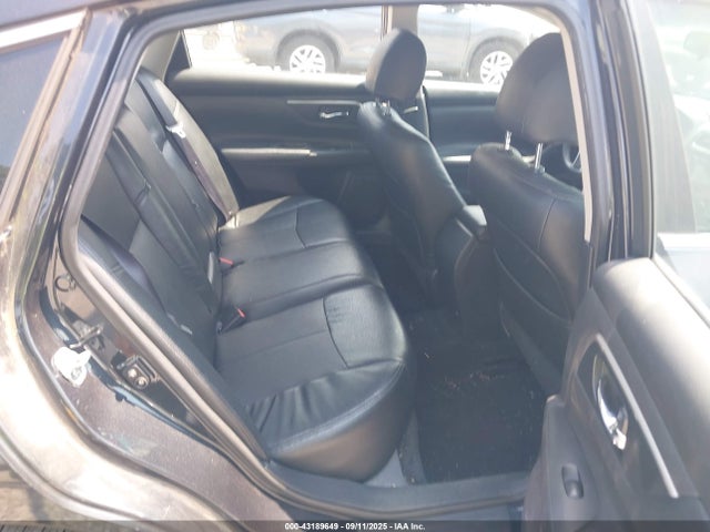 1N4AL3AP5FN316486 Nissan 2015