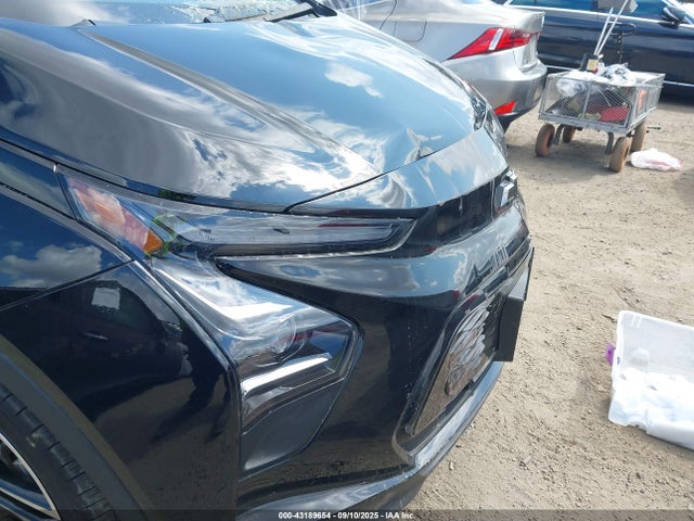 1G1FX6S05P4120152 Chevrolet 2023