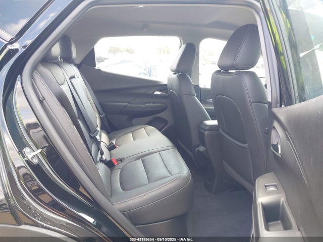 1G1FX6S05P4120152 Chevrolet 2023