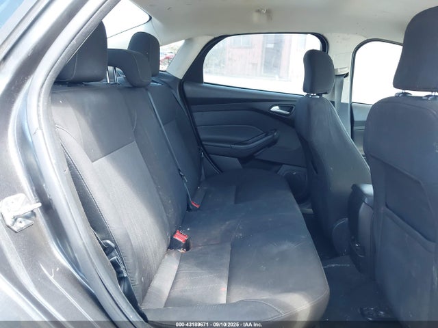 Ford 2016 2016 1FADP3F25GL276051 Image 8
