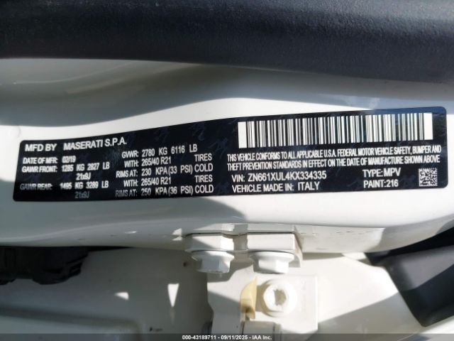 2019 MASERATI LEVANTE ZN661XUL4KX334335 Photo 8