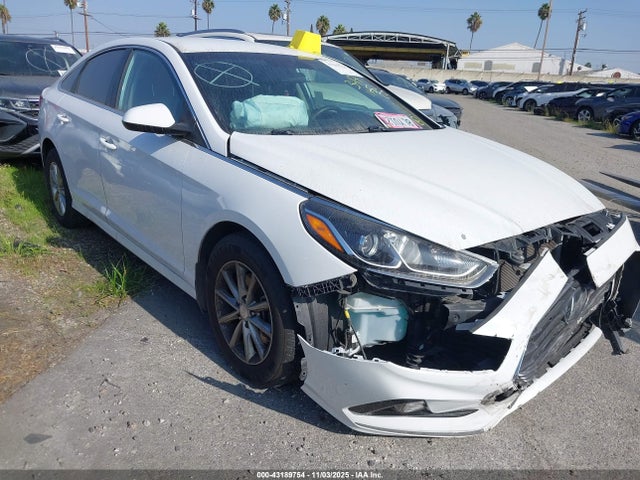 Hyundai SONATA SE 2019 5NPE24AF2KH814912 Image 18