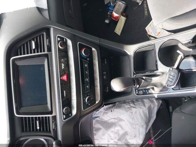 Hyundai SONATA SE 2019 5NPE24AF2KH814912 Image 28