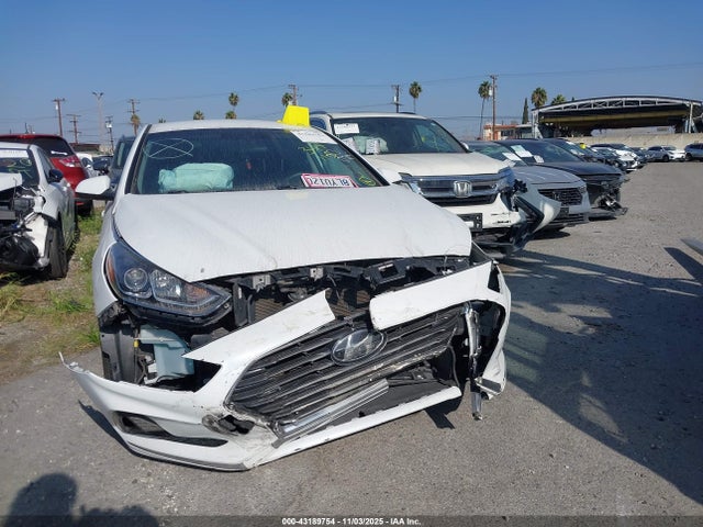 Hyundai SONATA SE 2019 5NPE24AF2KH814912 Image 30