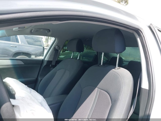 Hyundai SONATA SE 2019 5NPE24AF2KH814912 Image 36